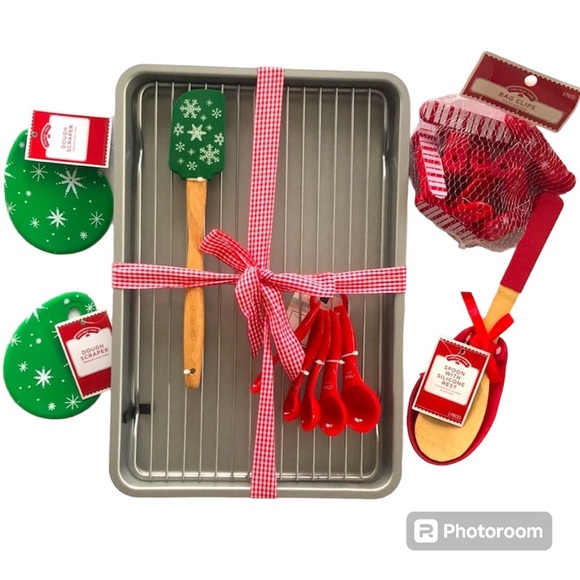 Baking Combo NWT Christmas - Picture 1 of 9